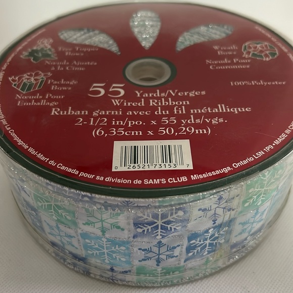 Bundle of 3 Rolls of Wired Ribbon Turquoise/ Pale Green / White / Silver - Picture 4 of 9